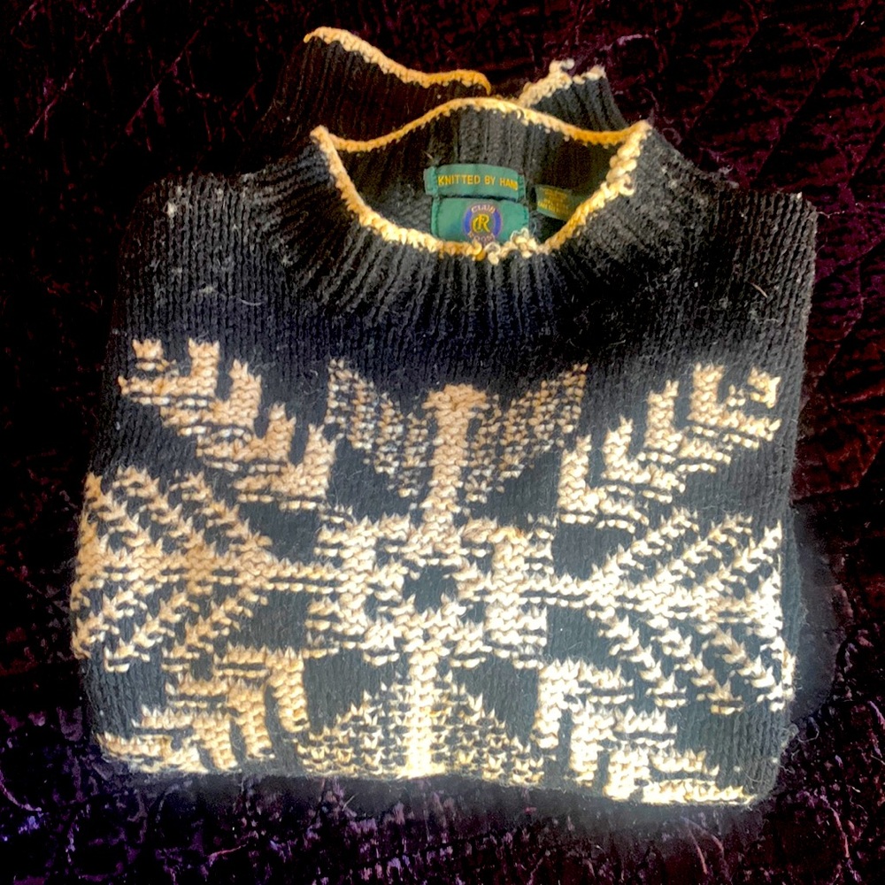 Vintage hand knit wool sweater size L